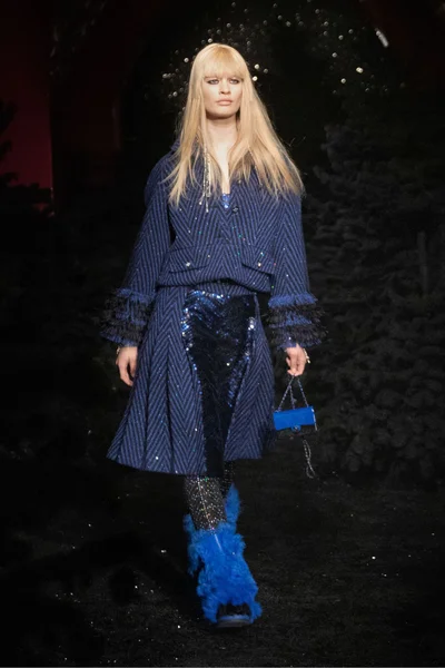 Look 21